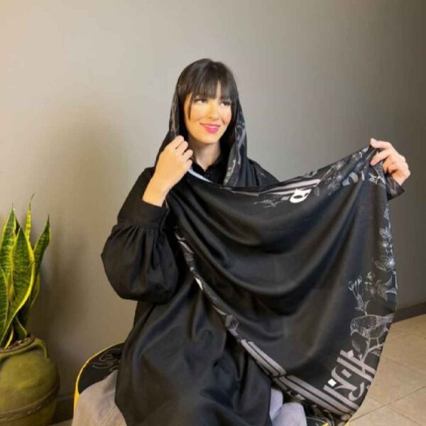 وشاح إيراني مطبوع فني وخفيف الوزن دِگار