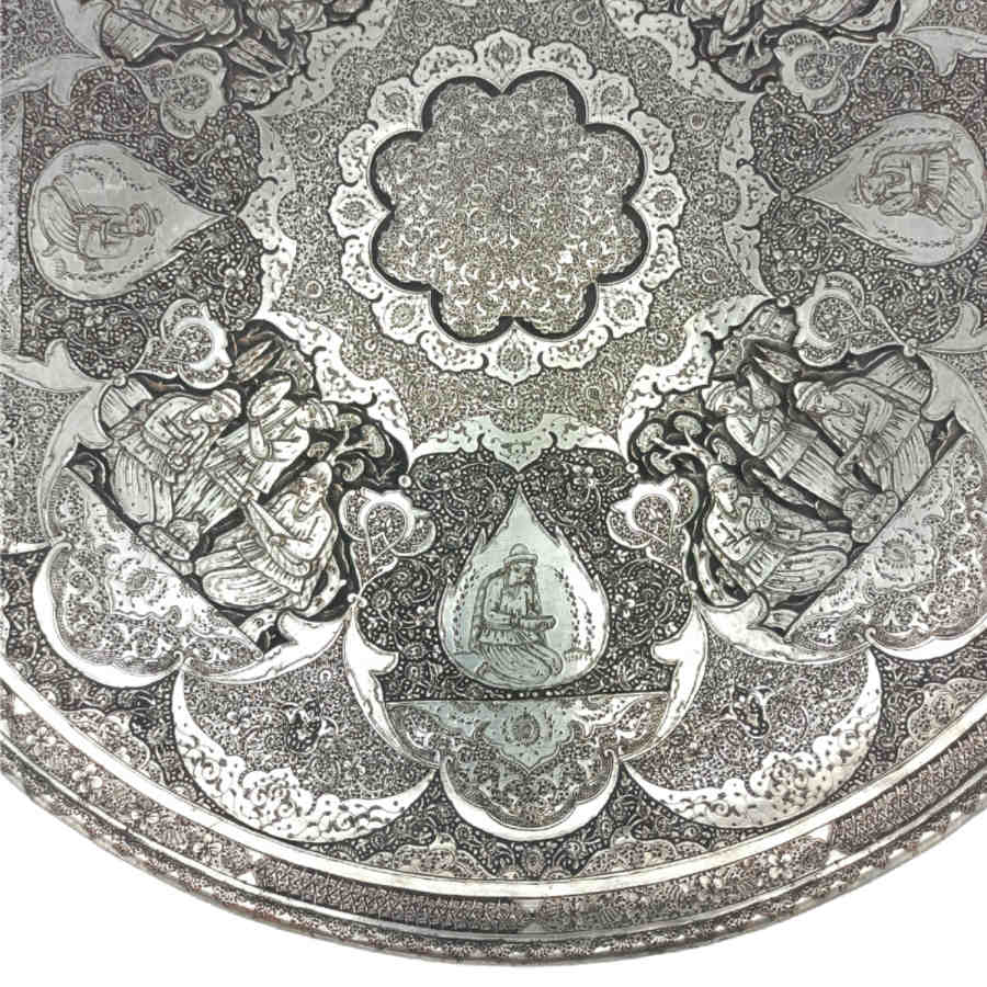 صينية نحاسية زخرفية محفورة يدويًا بتذهيب إيراني تقليدي