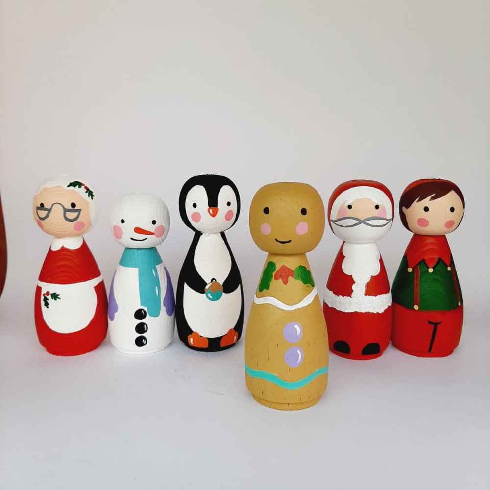 دمى خشبية مصنوعة يدويًا – عيد الميلاد 02 | شخصيات خشبية احتفالية