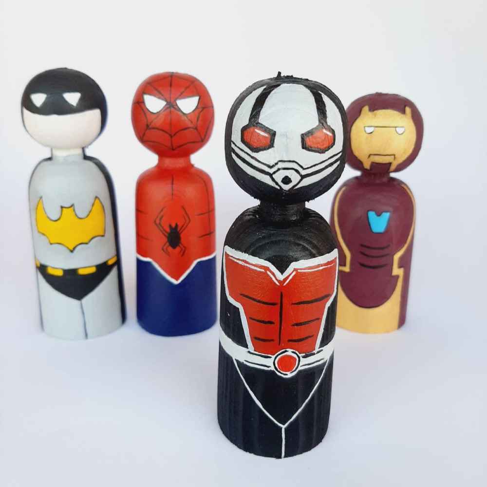 دمى خشبية مصنوعة يدويًا – أبطال خارقون 02 | تماثيل خشبية فريدة