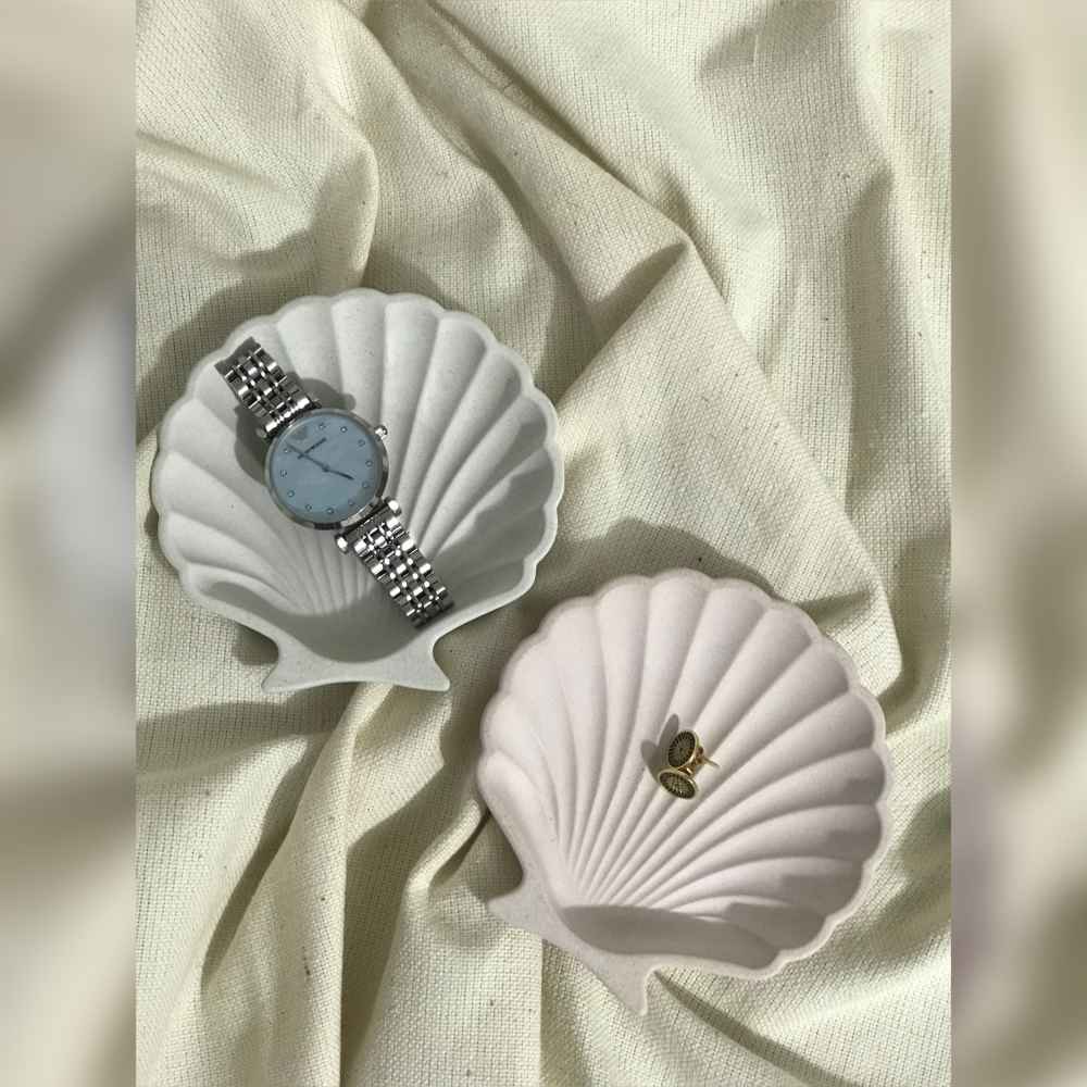 حامل ومُنظِّم مجوهرات جديد طراز قوقعة (x2)