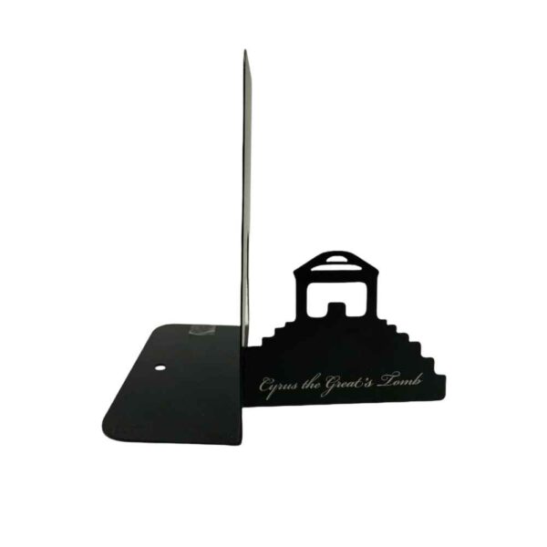 مشبك كتب معدني بتصميم قبر كوروش الكبير