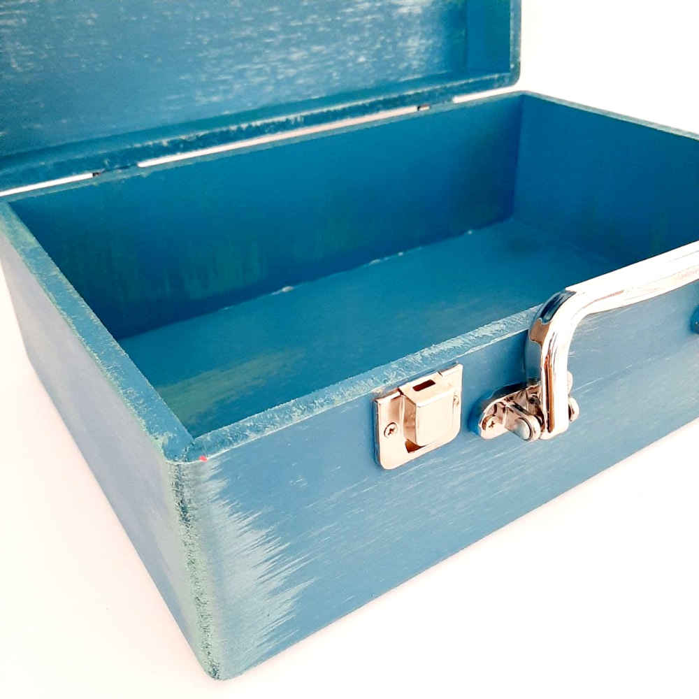 صندوق خشبي لهدايا مع نمط مستوحى من إيران