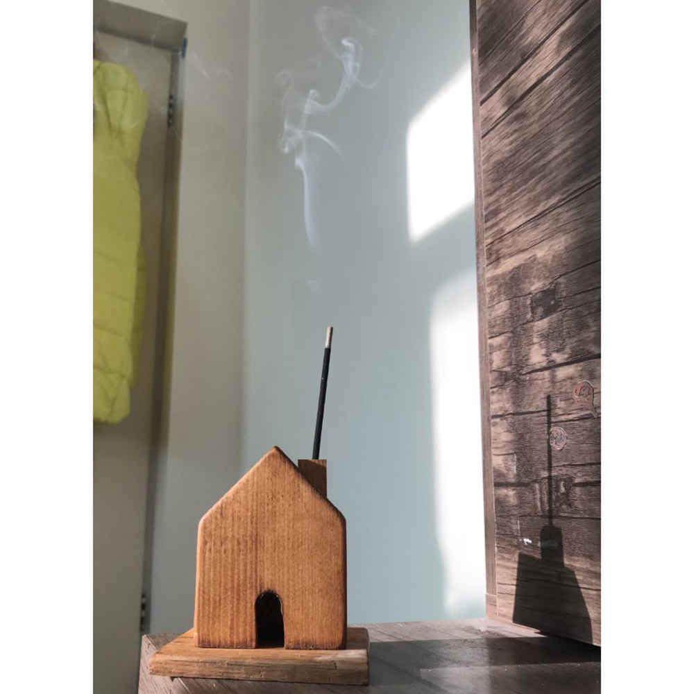 حامل بخور خشبي – موديل أبشار