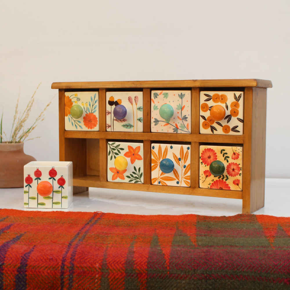 الصندوق اليدوي المصنوع من 8 أدراج سيراميكية مع صندوق خشبي