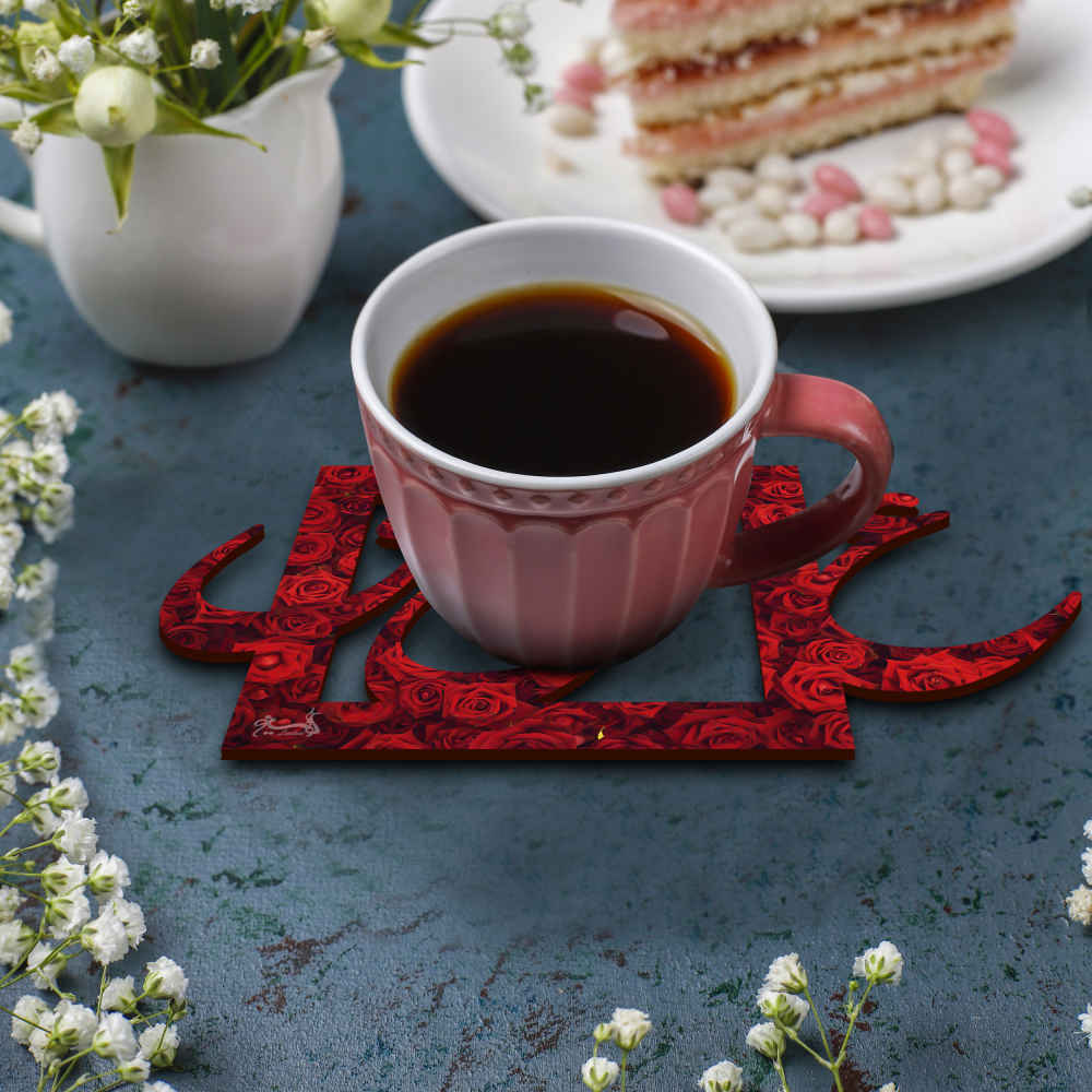 مجموعة كوستر بتصميم خط الكتابة المستوحى من الفارسيات عشق