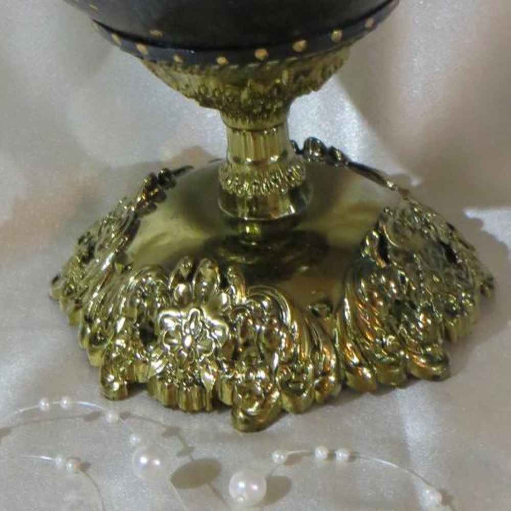 بيض النعام الزخرفي الإيراني المزخرف يدويًا – قصيدة