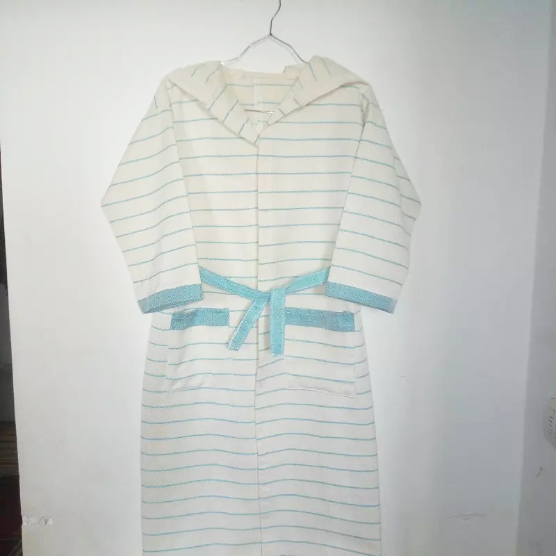 روب استحمام إيراني يدوي للأطفال – 100% قطن