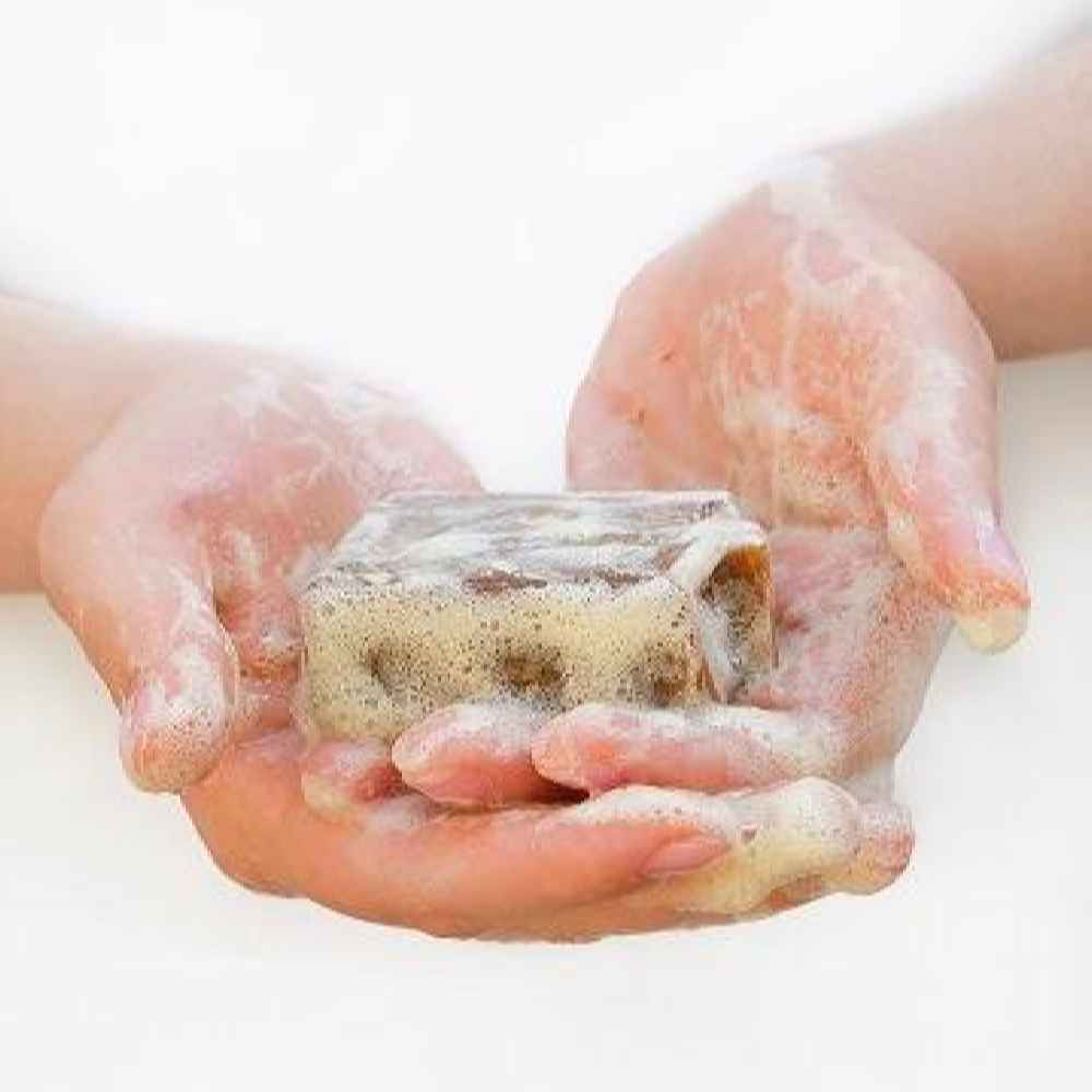 صابون طبيعي للبشرة الدهنية بالكركم (x6)