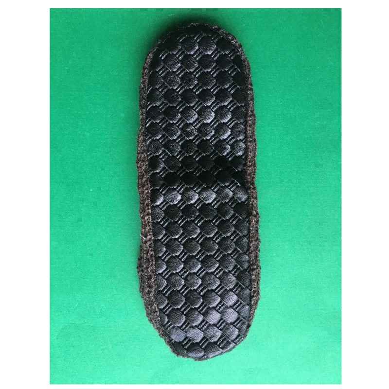 شباشب كروشيه للنساء مصنوعة من ألياف أكريليك محبوكة تقليدية