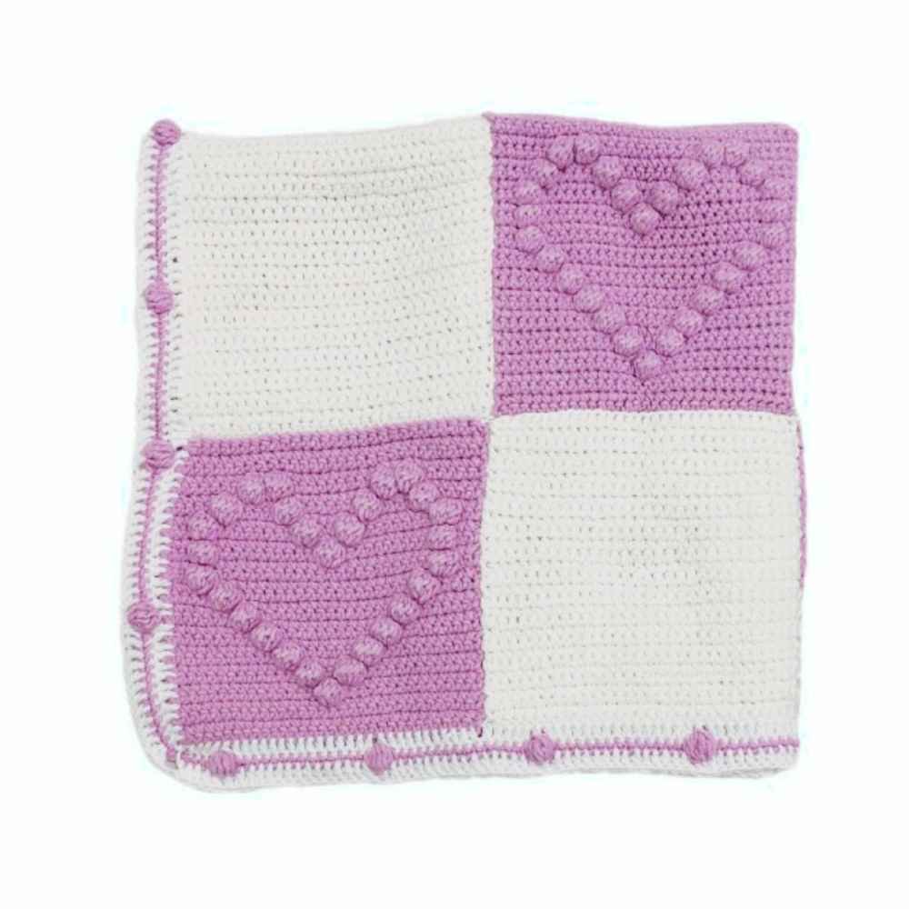 سجادة أرضية مكرامية مصنوعة يدويًا من بوهو – نمط قلب