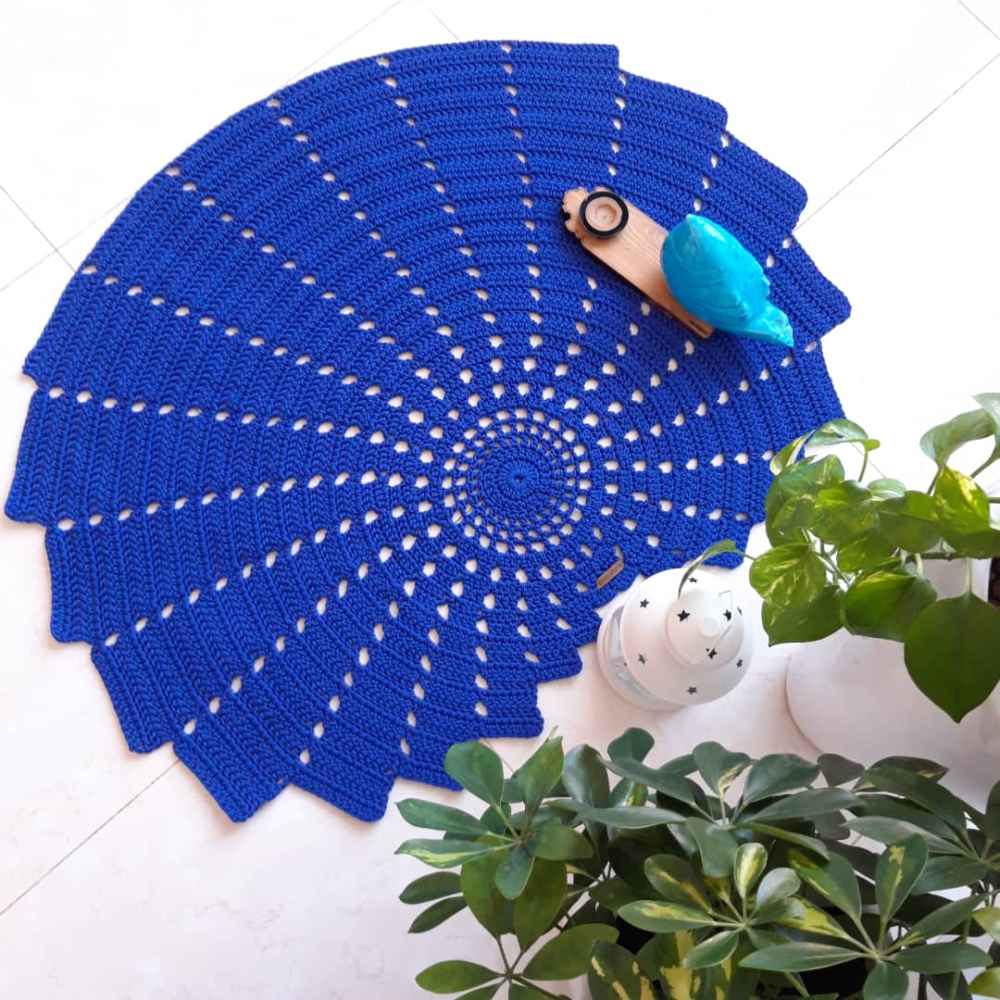 سجادة أرضية مكرامية مصنوعة يدويًا من بوهو – تصميم قوقعة