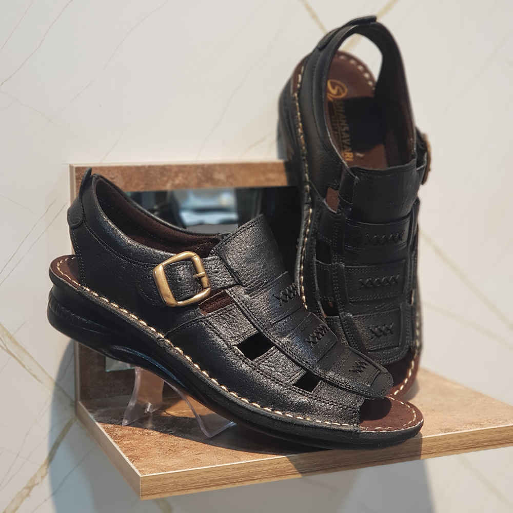 صندل رجالي مصنوع من الجلد الطبيعي موديل فلوتر