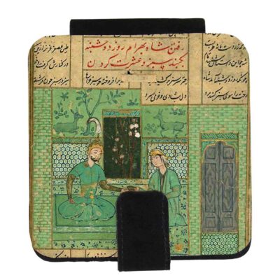 مرآة جيب بتصميم دينه مستوحى من الفن الإيراني