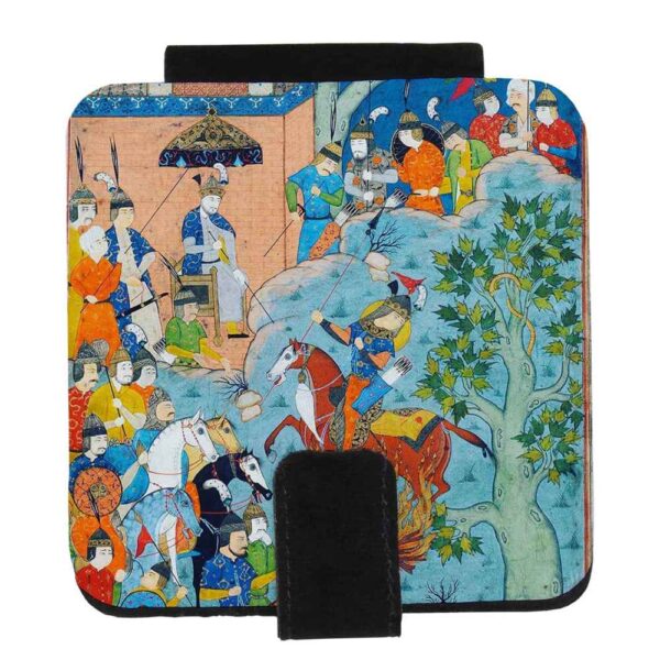 مرآة جيب بنقشة نقاشي مستوحاة من الفن الإيراني