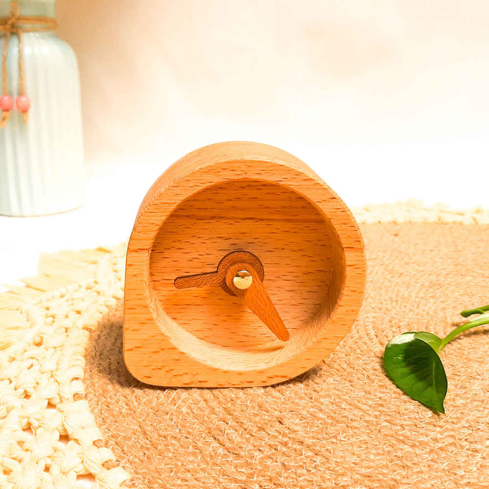 ساعة مكتب خشبية بنمط رادين