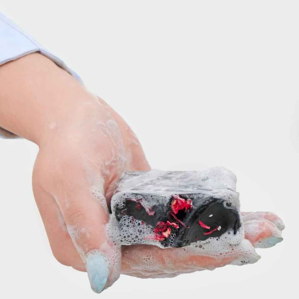 صابون تنظيف أسود طبيعي للبشرة الدهنية (x6)