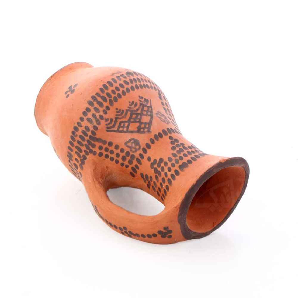 إبريق خزفي مزخرف بنمط فني مرسوم يدويًا – إيمان