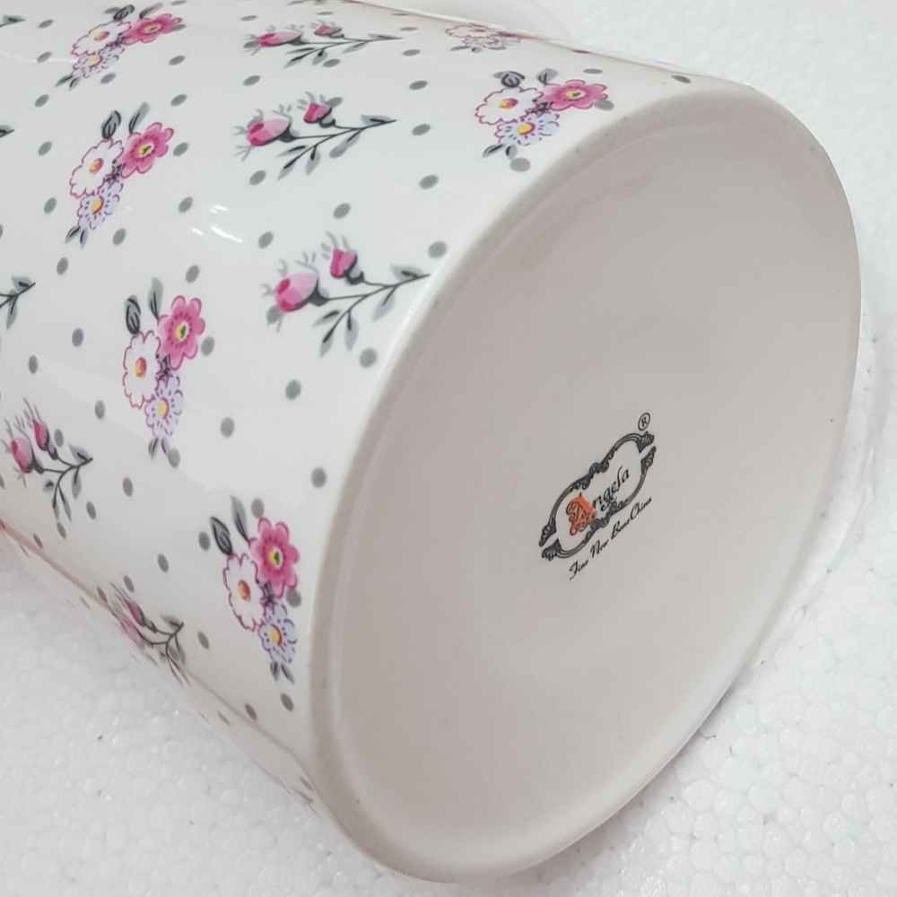 إبريق من الخزف بتصميم زهري أنجيلا