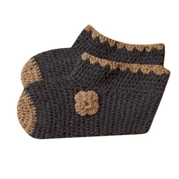 جوارب قطنية يدوية للنساء بتصميم تيتا