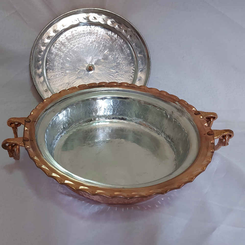 مقلاة نحاس إيرانية مع غطاء مصنوعة يدوياً بأسلوب آرتام