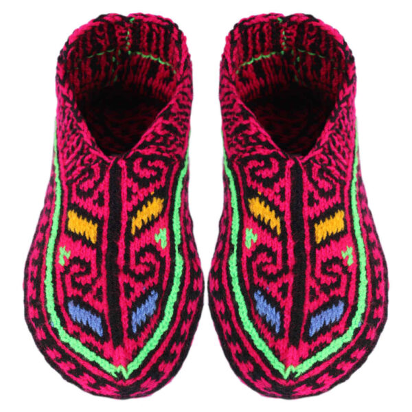 شباشب كروشيه من أذربيجان للنساء مصنوعة من ألياف أكريليك محبوكة موديل أيتا