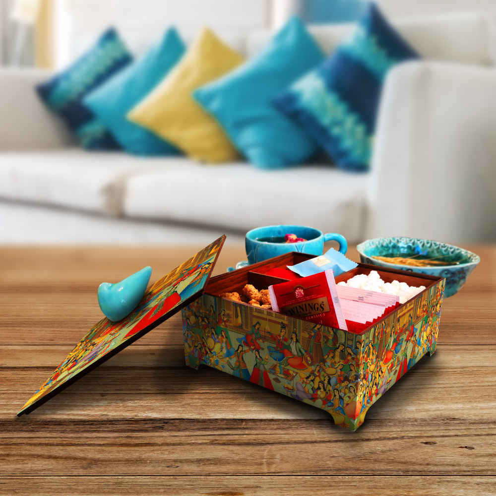 صندوق تنظيم الحلوى الخشبي نموذج صغير