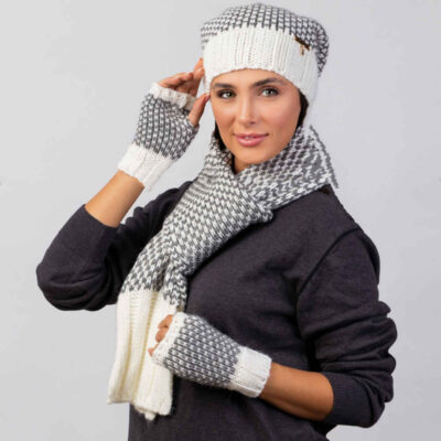 طقم قبعة وشال محبوك للنساء – نموذج سارا