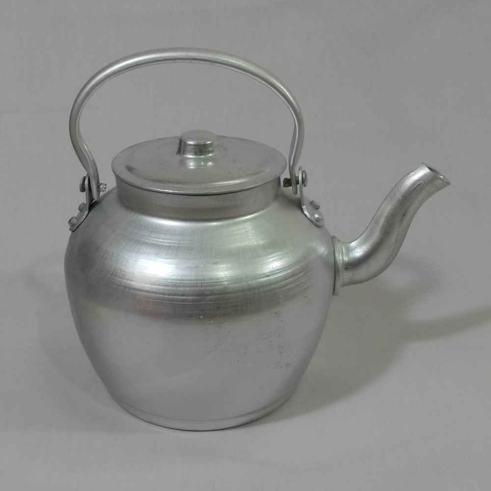 غلاية تخييم خارجية خفيفة الوزن بسعة 1 لتر – مثالية للتخييم حول النيران