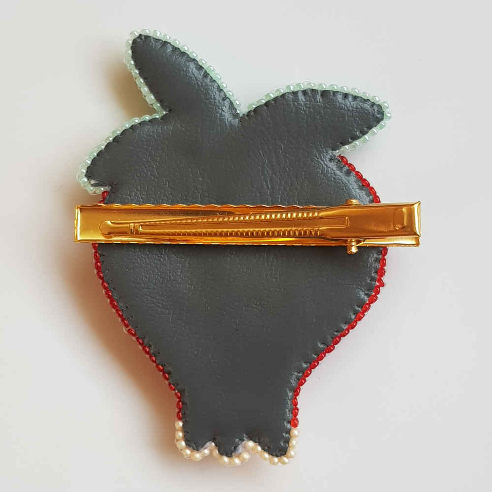 دبوس مزخرف بالخرز النسائي – تصميم رمان