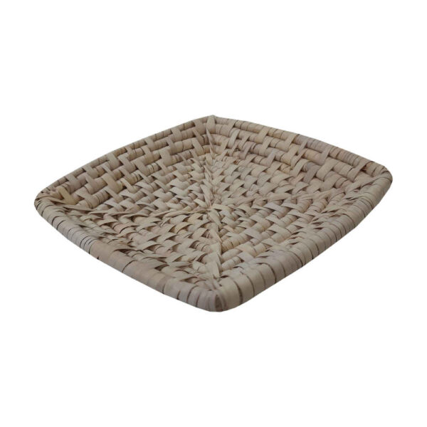 سلة من أوراق نخيل محبوكة نموذج فيلورا