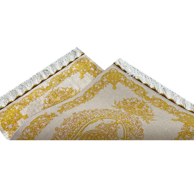 مفرش طاولة حريري بنقشة سجادة إيرانية فيرساتشي