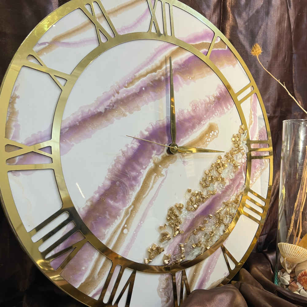 ساعة حائط مصنوعة يدويًا من الراتنج – نمط تجريدي تصميم رخامي