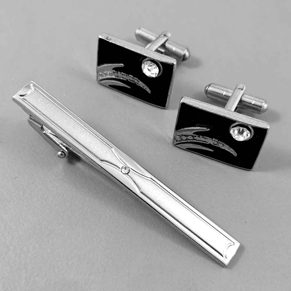 مجموعة إكسسوارات رجالية من رباط العنق والمنديل والأزرار – فاخرة بوتيه