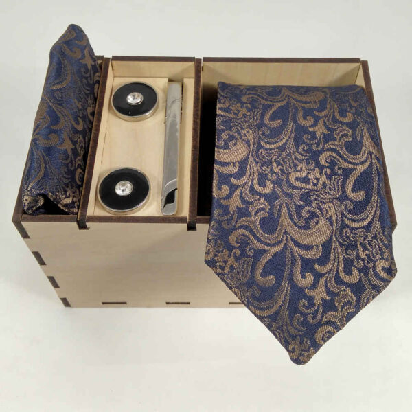 مجموعة إكسسوارات رجالية من رباط العنق والمنديل والأزرار - فاخرة كيان