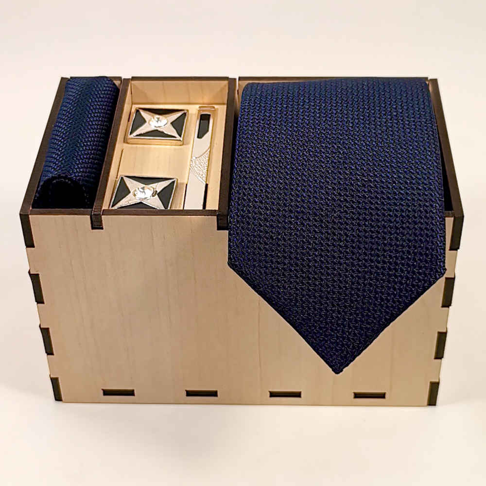 مجموعة إكسسوارات رجالية من رباط العنق والمنديل والأزرار – فاخرة ماريا