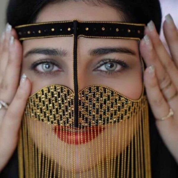 البرقع الخليجي يدوية الصنع - نموذج أصل