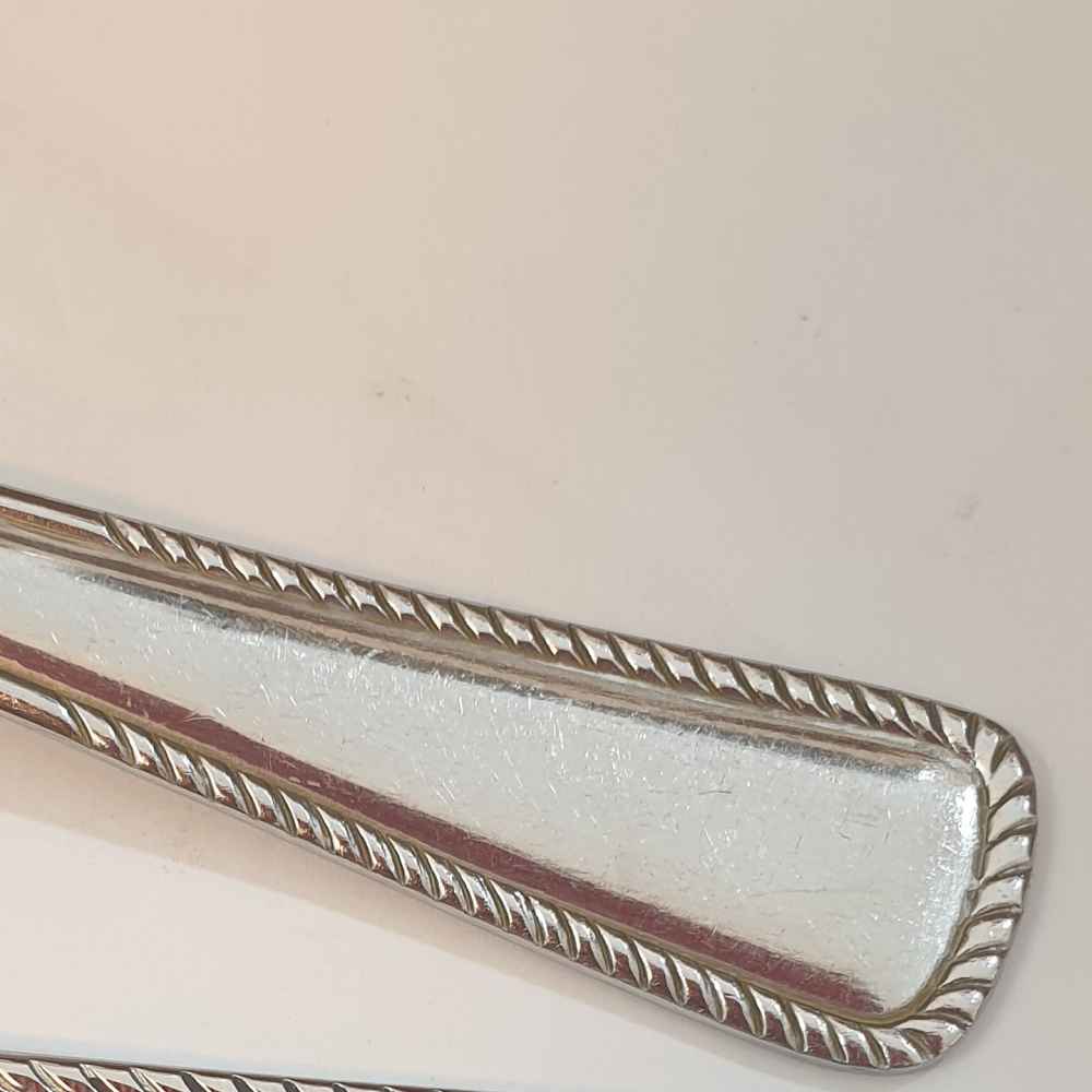 مجموعة ملاعق وشوك من الفولاذ المقاوم للصدأ 30 قطعة