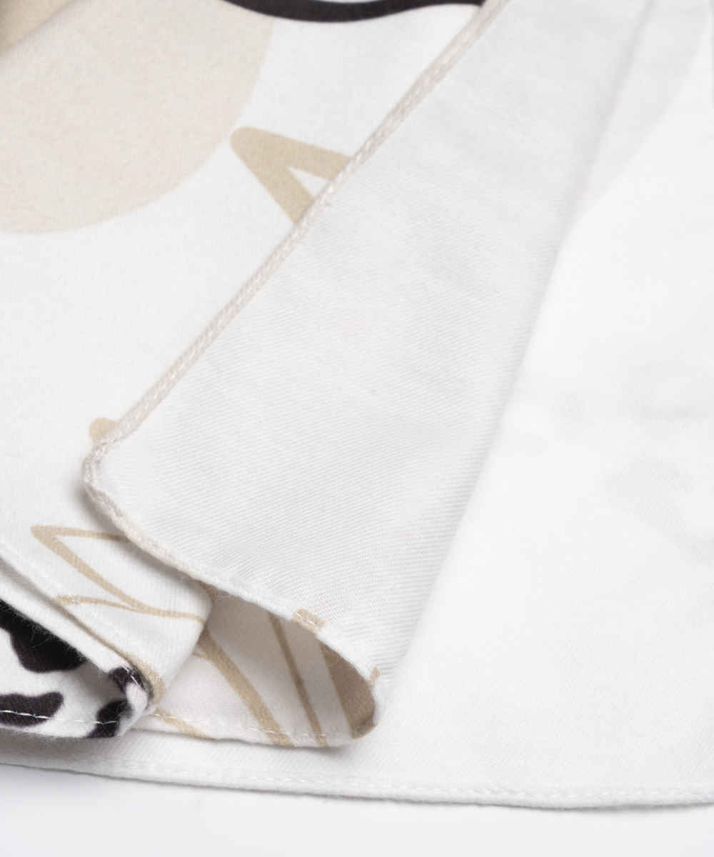 وشاح مطبوع للنساء فني وخفيف الوزن ديانا