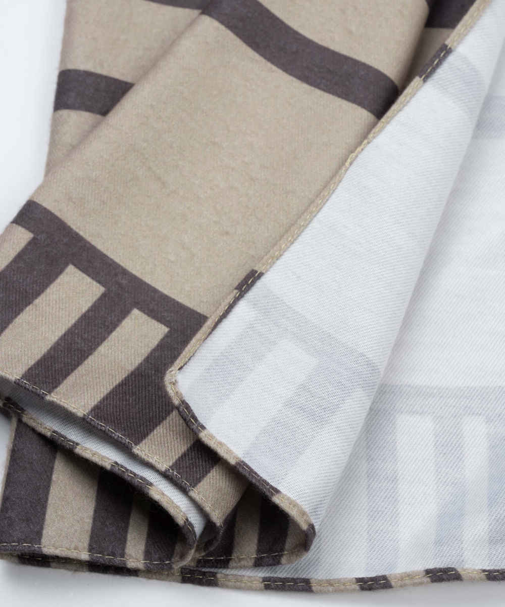 وشاح مطبوع للنساء فني وخفيف الوزن مينا