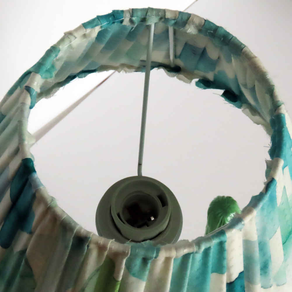 مصباح طاولة جديد مصنوع يدويًا على شكل صبار سيراميكي أخضر