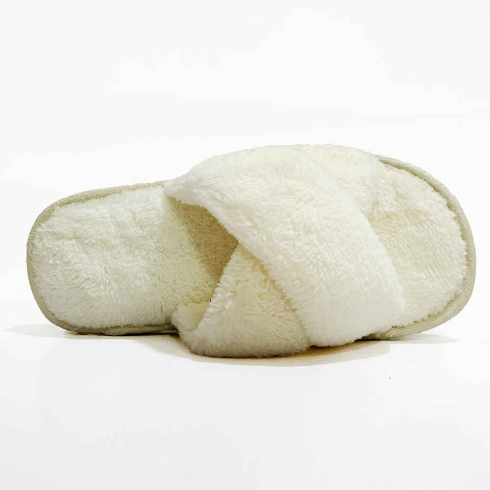 شباشب نسائية ناعمة من الفرو موديل دينو