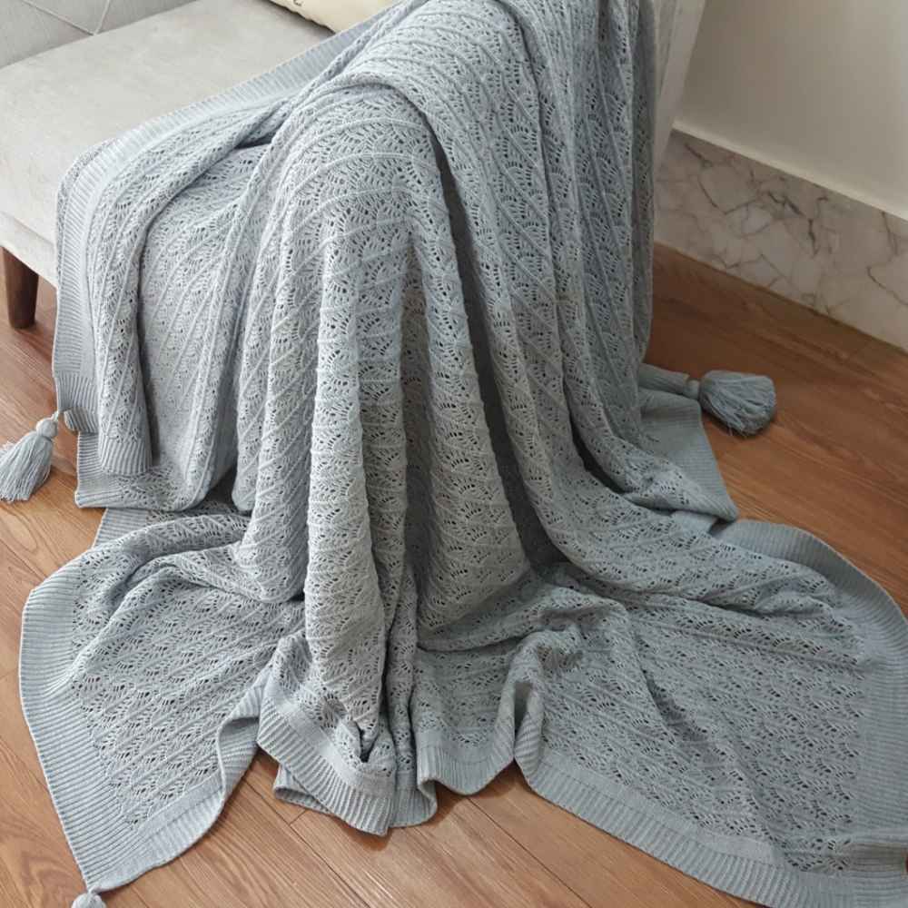 بطانية محبوكة ناعمة وخفيفة للكنبة والسرير موديل تاووس