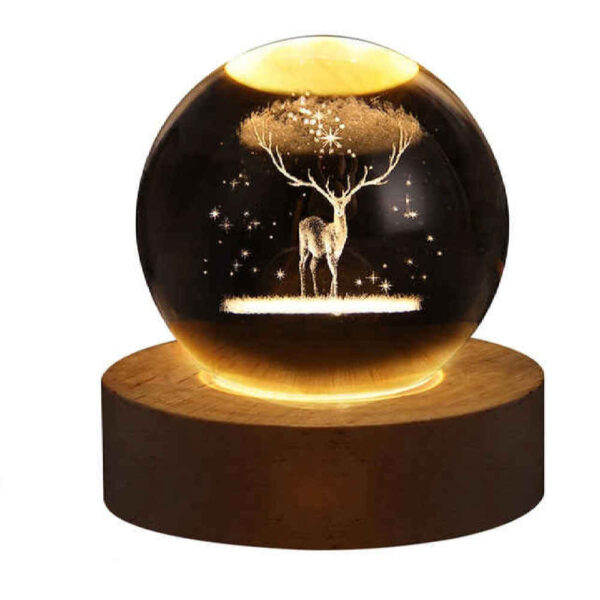 مصباح الكرة البلورية ضوء الليل الخيالي: الغزال