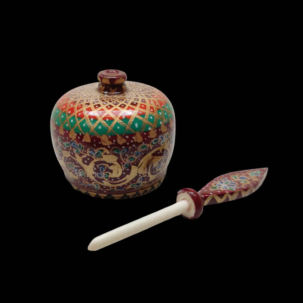 حامل سورميداني إيراني مصنوع من عظم الجمل إسلامي