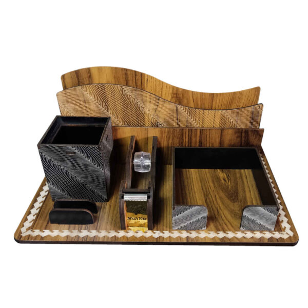 منظم مكتب من الخشب - نموذج مهياس