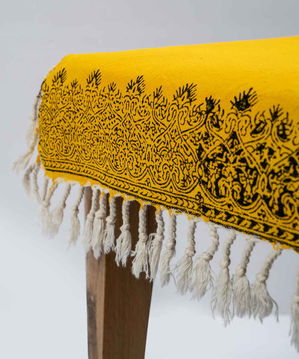 مفرش طاولة من الكتان المطبوع بالكتل موديل رها