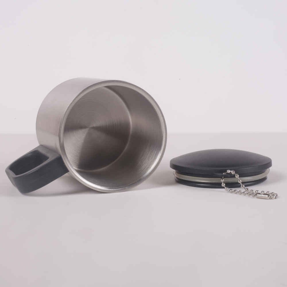 كوب فولاذي للتخييم الخارجي – خفيف الوزن وغير قابل للكسر