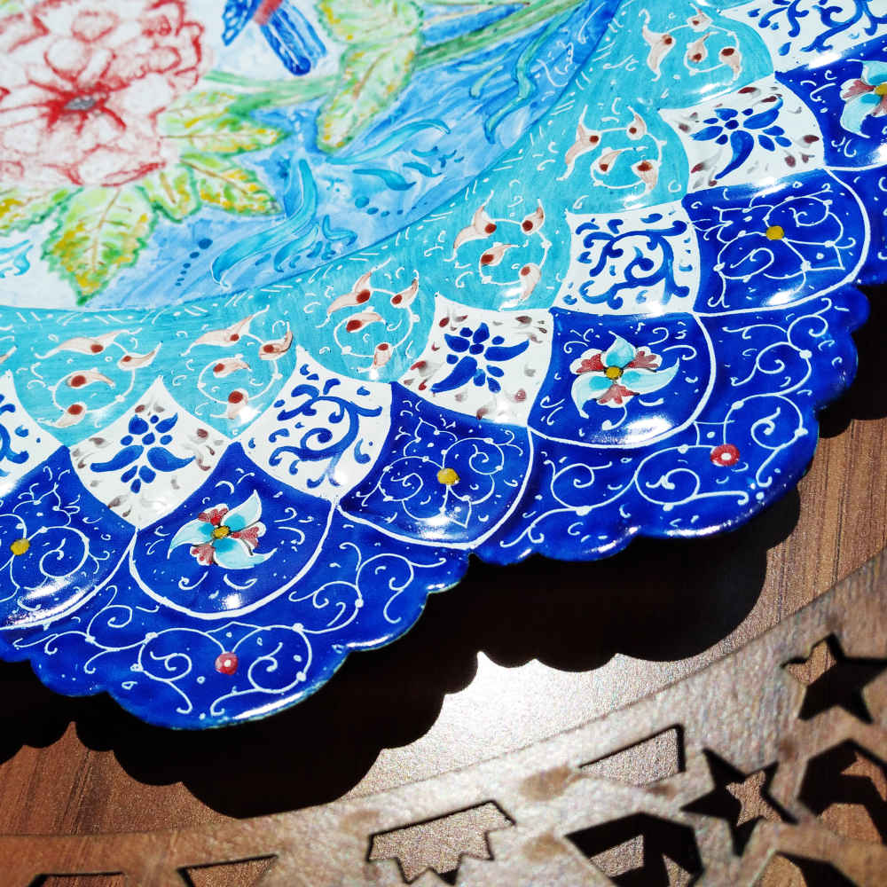 لوحة من النحاس مطلية يدوياً بالمينا الإيراني نموذج زهور