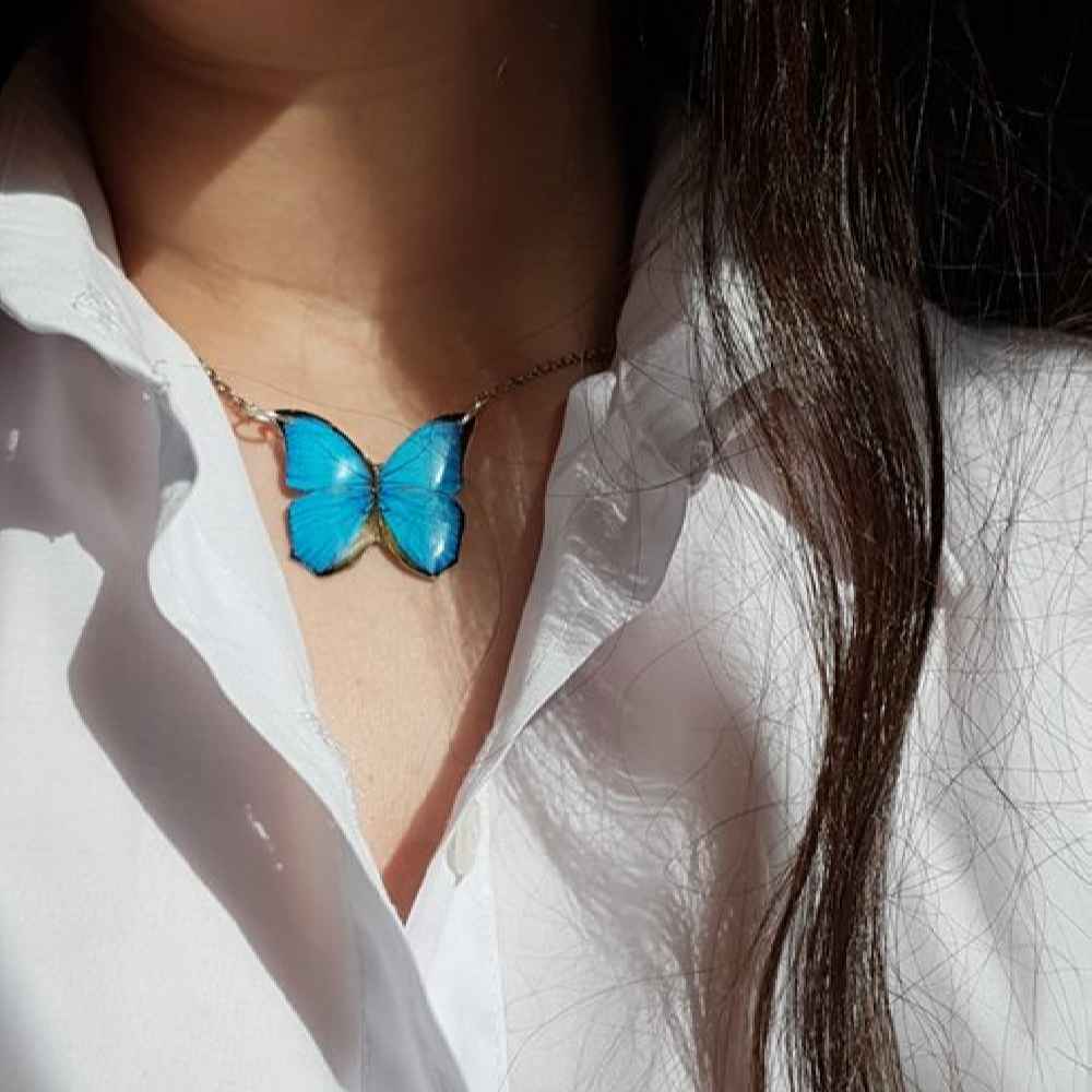 قلادة من الراتينج للنساء مصنوعة يدويًا – هاله